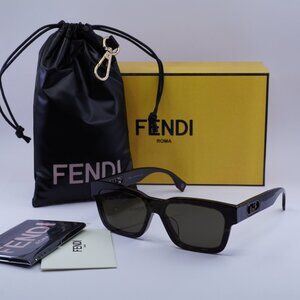 Fendi FE40107I 52E Rectangle Sunglasses - Havana/Brown